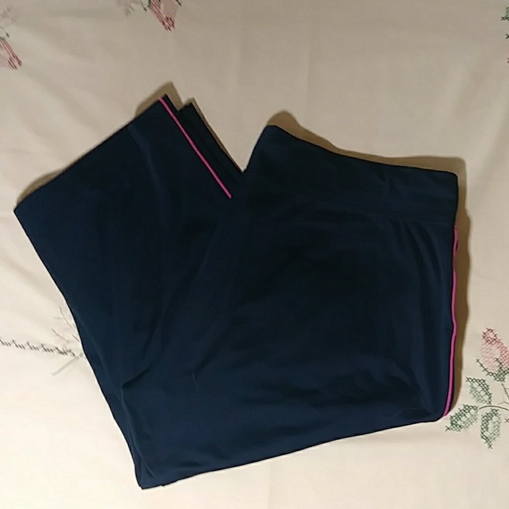 Nike Navy Capri's Sz L (12-14) - Picture 4 of 6